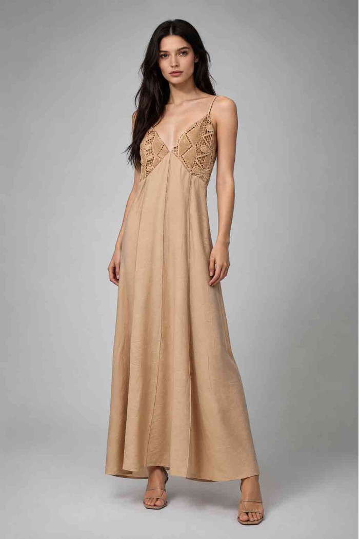 VESTIDO LARGO DE TIRANTES CON ENCAJE Y ESCOTE EN PICO DBT-X5868