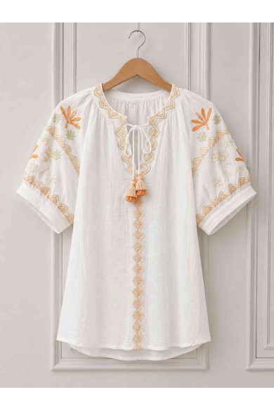 BLUSA BOHO BORDADA ESTILO IBICENCO DETALLES ÉTNICOS Y BORLAS DD-1D2223