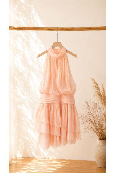VESTIDO MIDI DE GASA CON VOLANTES Y CUELLO HALTER – ESTILO ROMÁNTICO PARA BODAS, FIESTAS Y EVENTOS ESPECIALES FBZMA1717