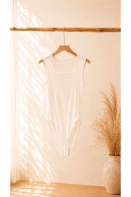 BODY BÁSICO DE TIRANTES CON ESCOTE CUADRADO – ESTILO CASUAL PARA DIARIO, OFICINA Y LOOKS MODERNOS BLANCO FBZMR22541