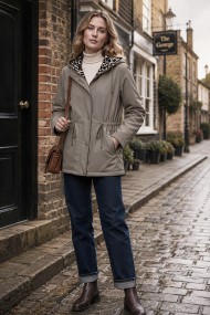 CHAQUETA IMPERMEABLE CON CAPUCHA Y FORRO ESTAMPADO AJUSTABLE EN LA CINTURA VARIOS COLORES TALLA GRANDE TY-Z68812