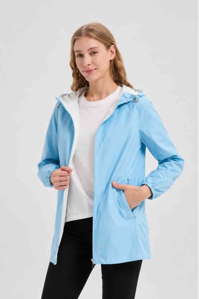 CHAQUETA REVERSIBLE CON CAPUCHA Y CREMALLERA AZUL BEIGE OBRF2101