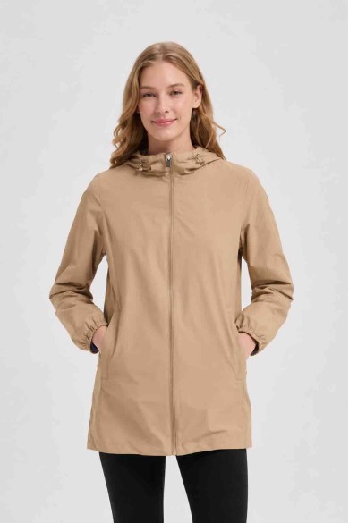 CHAQUETA REVERSIBLE CON CAPUCHA Y CREMALLERA CAMEL LILA OBRF2101