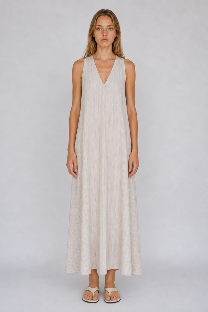 VESTIDO LARGO DE MUJER SIN MANGAS CON CUELLO HALTER Y ESPALDA ABIERTA FBZMR22171
