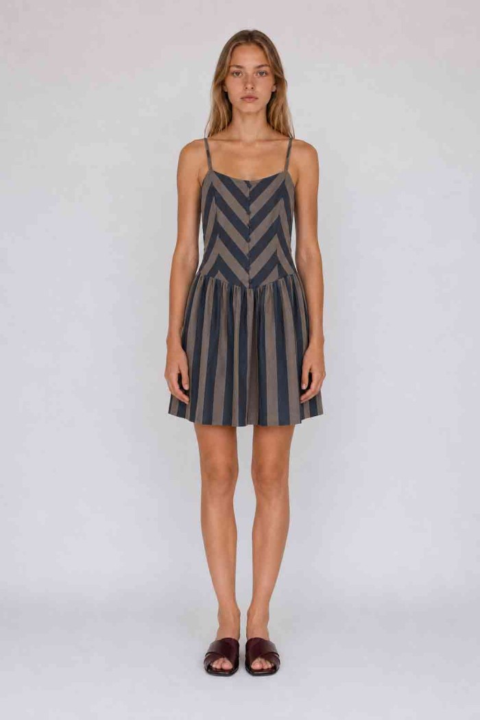 Vestido De Tirantes Con Rayas Y Botones Decorativos Para Mujer FBZMR22582