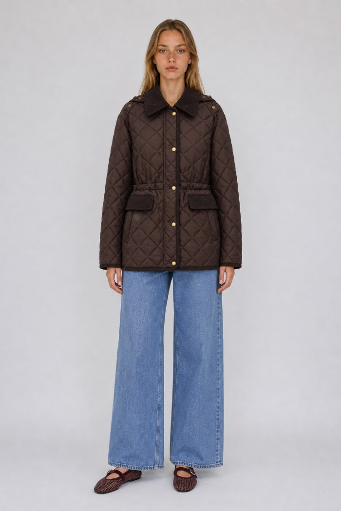 CHAQUETA ACOLCHADA CON CAPUCHA DESMONTABLE Y CUELLO DE PANA PARA MUJER MARRON TY-M9297