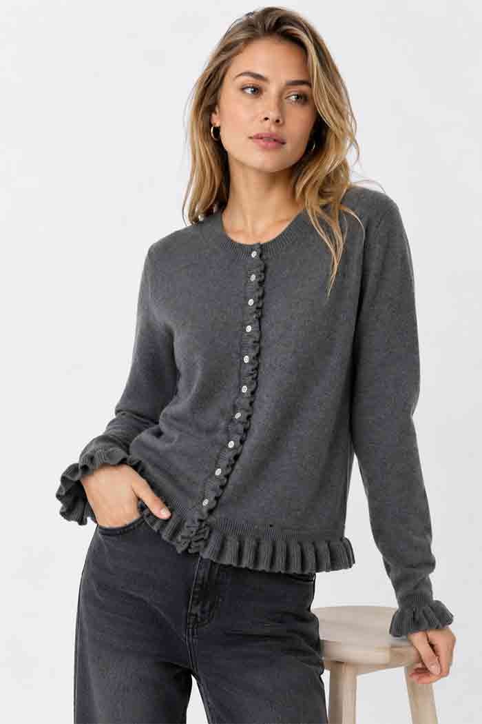 CHAQUETA DE PUNTO CON VOLANTES Y BOTONES TBF9818