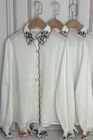 CAMISA BLANCA CON BORDADO CONTRASTADO VARIOS COLORES TB1D2263