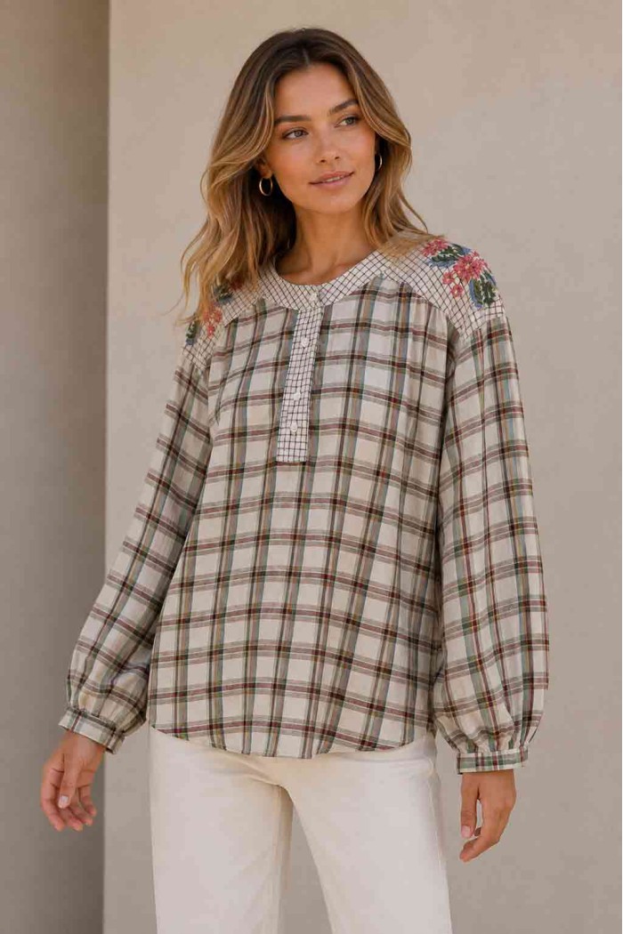 BLUSA DE CUADROS CON BORDADO FLORAL TB1D2208