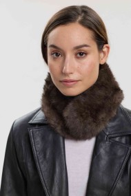 CUELLO DE PELO DE CONEJO CON CIERRE DE IMÁN PC-LLL5960-03