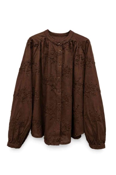 BLUSA MARRÓN CON BORDADO FLORAL Y MANGA ABULLONADA MODA MUJER VENTA POR MAYOR TY-M9601