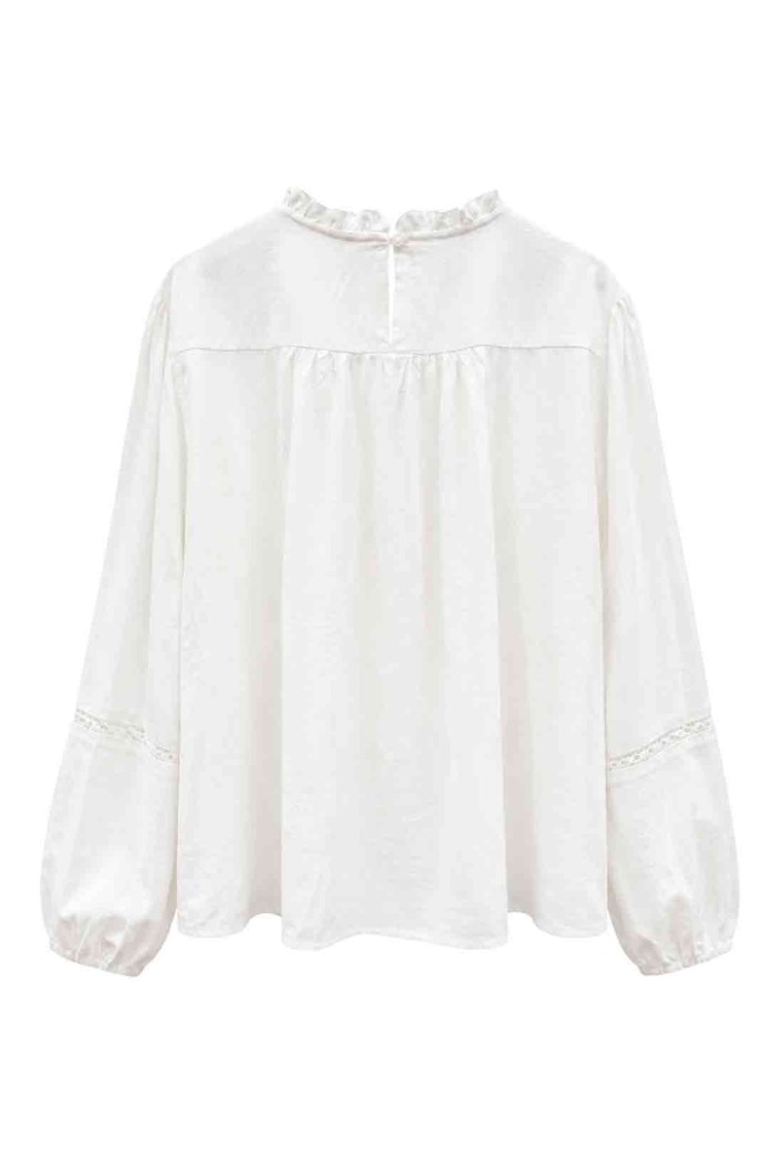 BLUSA CON VOLANTES Y BORDADO FLORAL MODA MUJER VENTA POR MAYOR TY-M9598