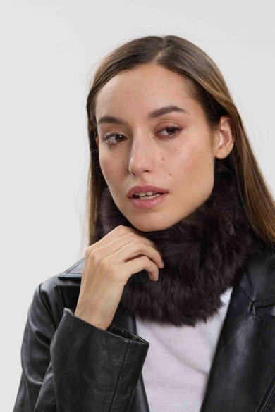 CUELLO ELÁSTICO DE PELO DE CONEJO TRENZADO PC-LLL5928-09-2313