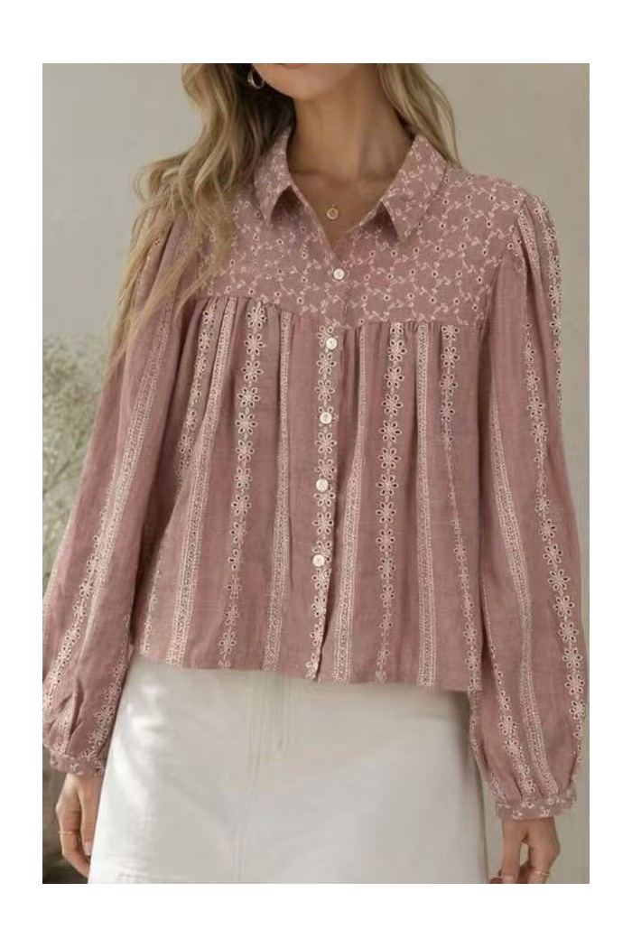 BLUSA DE MUJER CON BORDADOS FLORALES Y MANGA LARGA TB1D2292