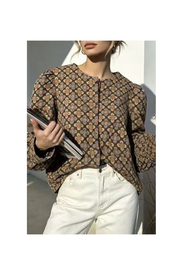 BLUSA DE MUJER ESTAMPADA FLORAL CON MANGA ABULLONAD TBL5057