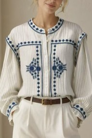 BLUSA DE MUJER CON BORDADOS DECORATIVOS Y MANGA ABULLONADA TB1D2278