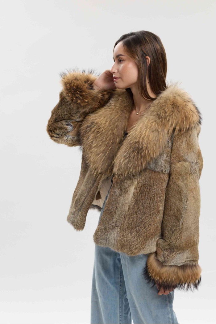 CHAQUETA DE PELO DE CONEJO CON CUELLO Y PUÑOS DE PELO DE MARMOTA PC-LLL5926