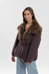 CHAQUETA ACOLCHADA CON CUELLO DE PELO DE ZORRO Y CINTURÓN PC-HNWT728