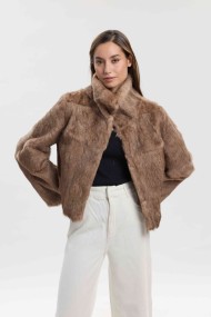 CHAQUETA CORTA DE PELO DE CONEJO CON CUELLO ALTO PC-LLL5944-01