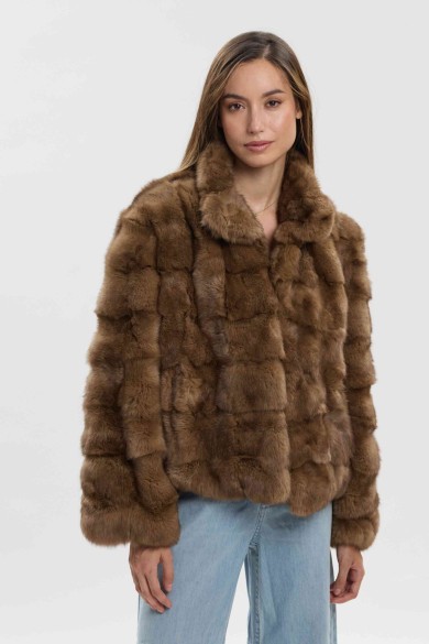 CHAQUETA CORTA DE PELO DE CONEJO CON MANGAS LARGAS PC-QP26002
