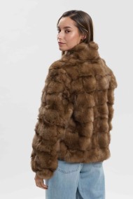 CHAQUETA CORTA DE PELO DE CONEJO CON MANGAS LARGAS PC-QP26002