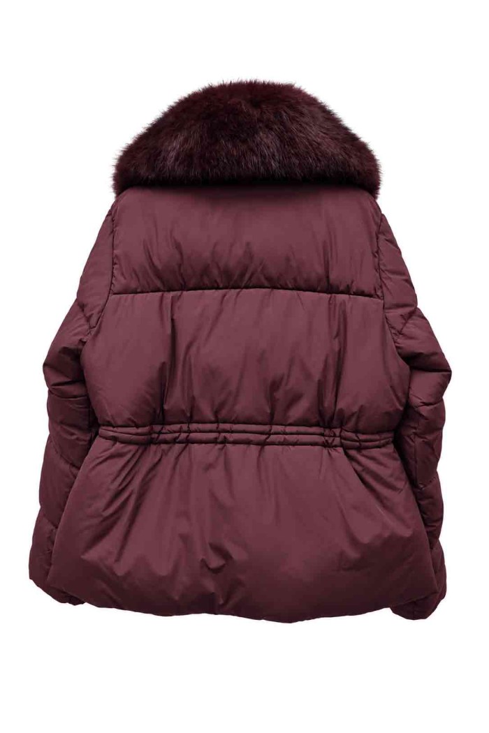 CHAQUETA ACOLCHADA ENTALLADA CON CUELLO DE PELO SINTÉTICO TY-M9591