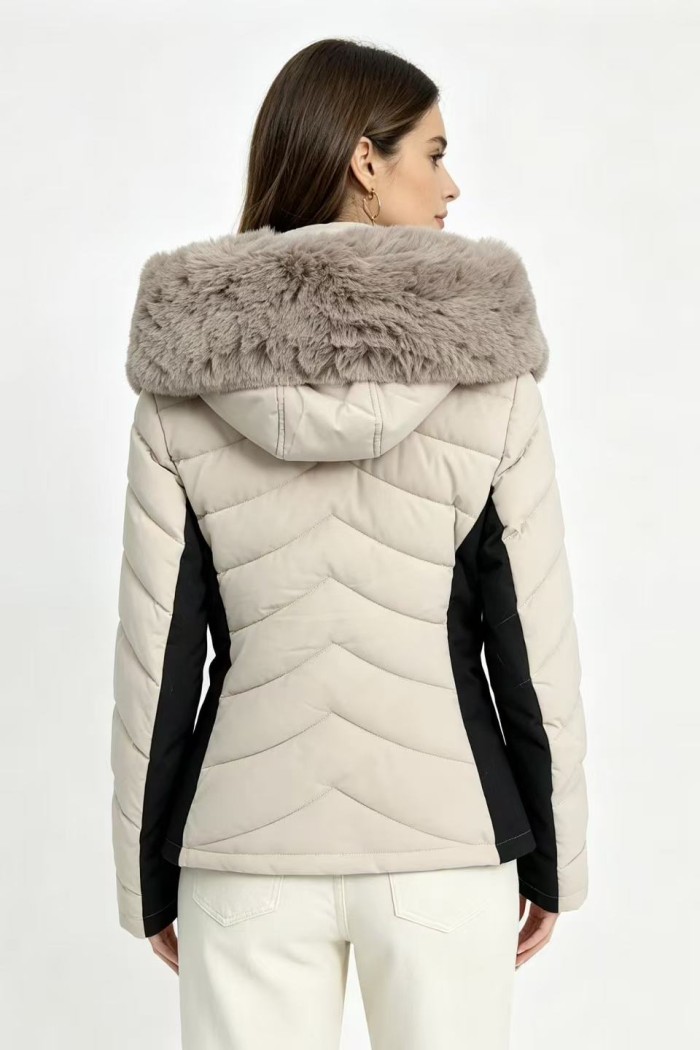 CHAQUETA ACOLCHADA CORTA CON CAPUCHA Y PELO SINTÉTICO 2COLORES OBRF2106
