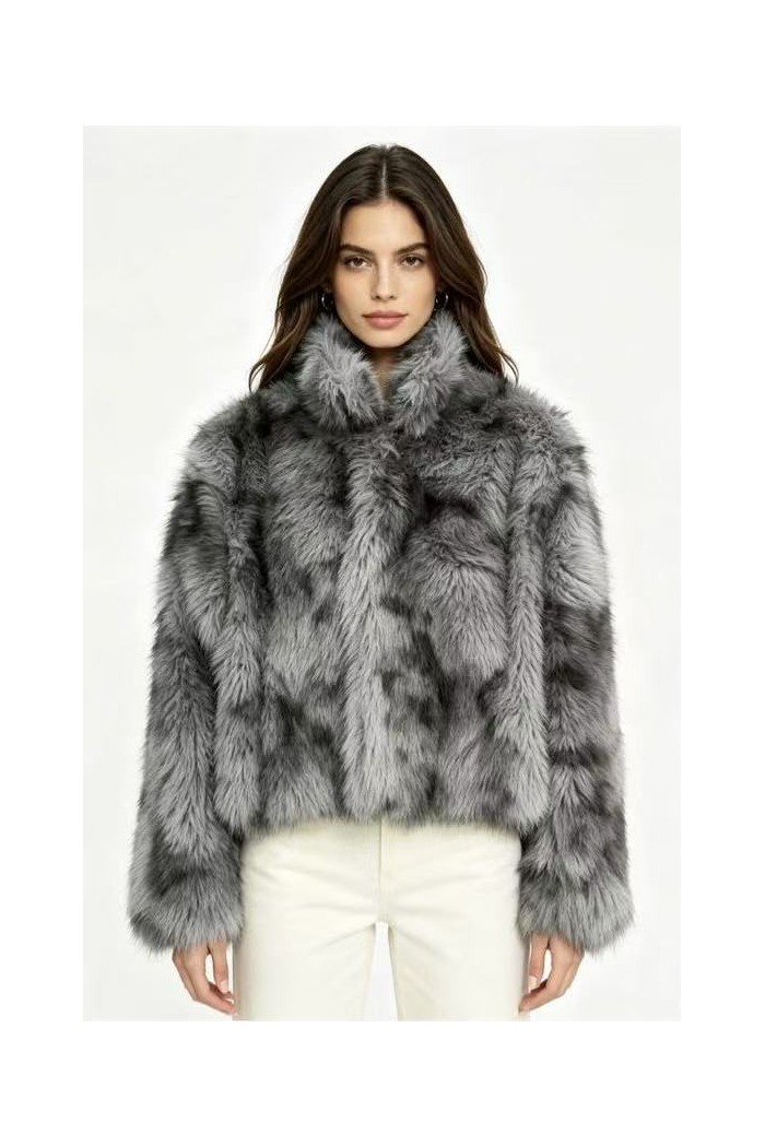 CHAQUETA CORTA DE PELO SINTÉTICO CON ESTAMPADO ANIMAL 2COLORES OBR2118