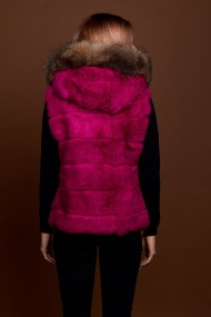 CHALECO CORTO CON CAPUCHA DE PELO DE CONEJO Y PELO DE MARMOTA PC-LLL5434-10