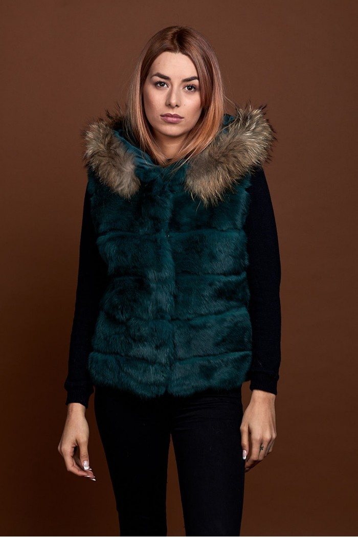 CHALECO CORTO CON CAPUCHA DE PELO DE CONEJO Y PELO DE MARMOTA PC-LLL5434-13