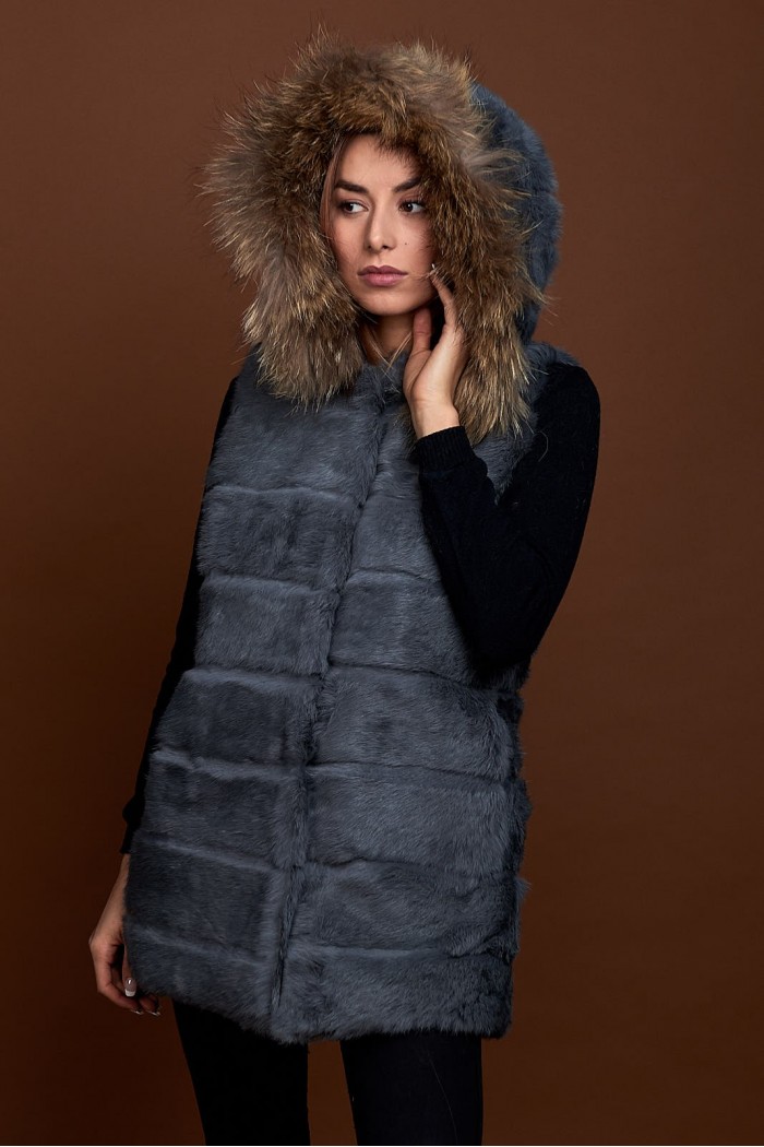 CHALECO LARGO CON CAPUCHA DE PELO DE CONEJO Y PELO DE MARMOTA PC-LLL5435-05