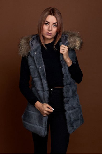 CHALECO LARGO CON CAPUCHA DE PELO DE CONEJO Y PELO DE MARMOTA PC-LLL5435-05