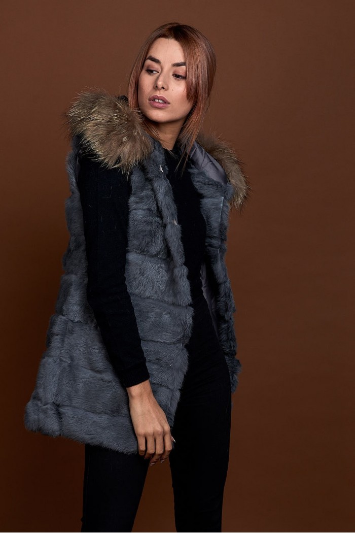 CHALECO LARGO CON CAPUCHA DE PELO DE CONEJO Y PELO DE MARMOTA PC-LLL5435-05