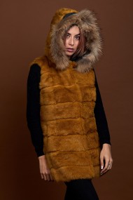 CHALECO LARGO CON CAPUCHA DE PELO DE CONEJO Y PELO DE MARMOTA PC-LLL5435-14