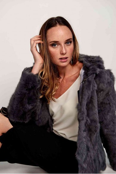 CHAQUETA CON CAPUCHA DE PELO DE CONEJO GRIS OSCURO PC-LLL5753 PC-LLL5753-05