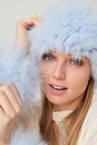 CUELLO Y PUÑO DE PELO TEJIDO