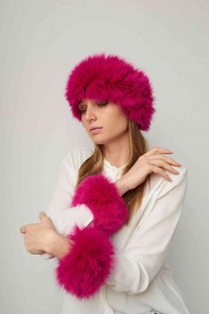 CUELLO Y PUÑO DE PELO TEJIDO