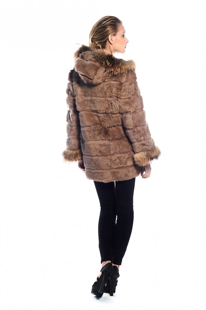 Abrigo de conejo PC-LLL5345