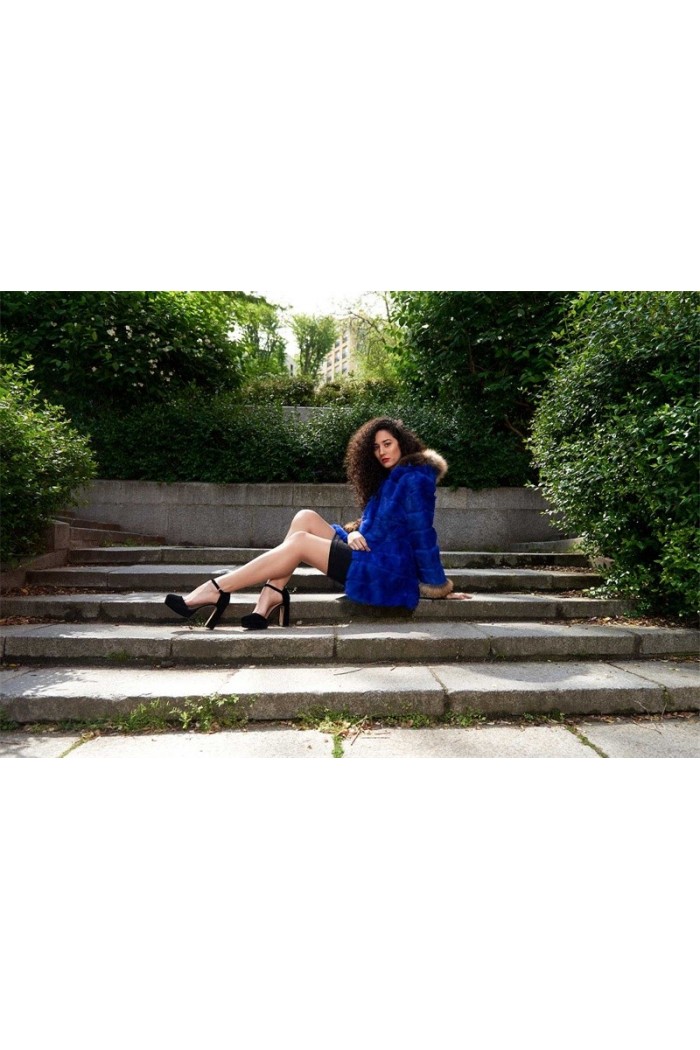 Abrigo de conejo PC-LLL5345