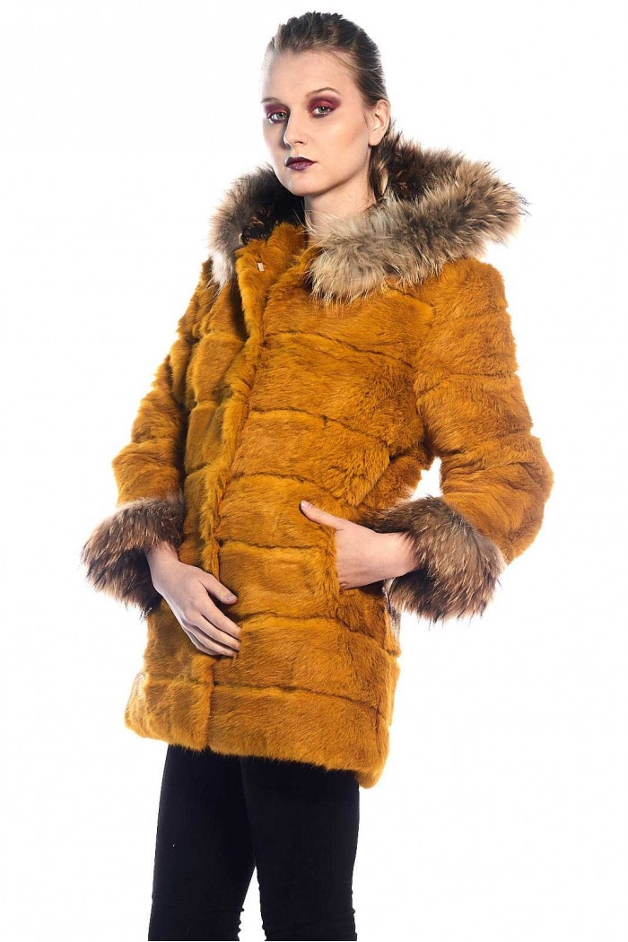 Abrigo de conejo PC-LLL5345