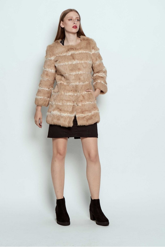 ABRIGO DE CONEJO REX