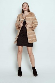 ABRIGO DE CONEJO REX