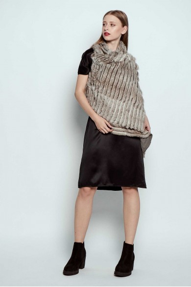 PONCHO DE CONEJO