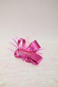 TOCADO DE FIESTA CON LAZO SATINADO, PLUMAS Y VELO TM-XH164