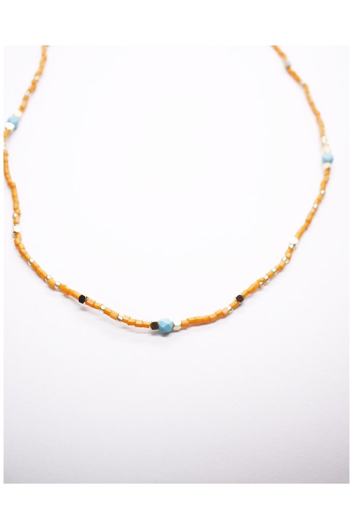 COLLAR