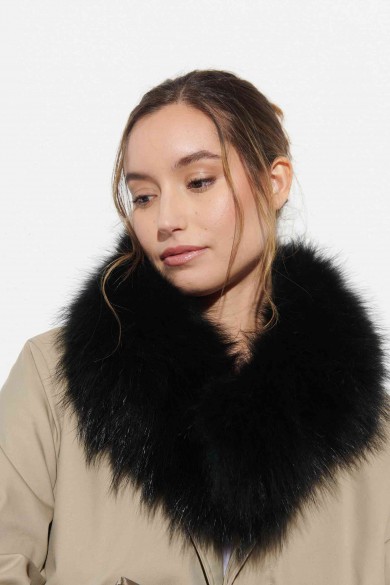 CUELLO CON PINZA PELO DE MARMOTA