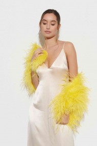 Estola plumas larga Avestruz PC-YLM5625-72 amarillo