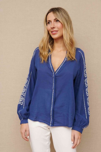 BLUSA