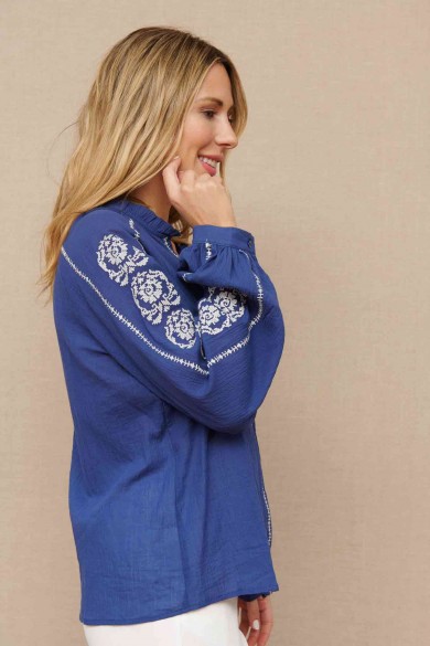 BLUSA