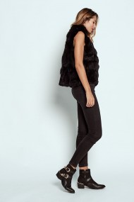 CHALECO PELO DE CONEJO CON CAPUCHA NEGRO PC-LLL5701-15